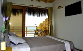 Отель B&B Las Playitas  Манкора